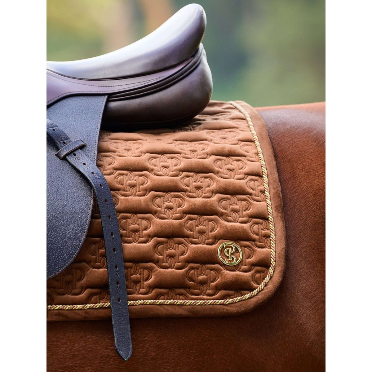 PS of Sweden Saddlepad Velvet Monogram Jumping Fudge