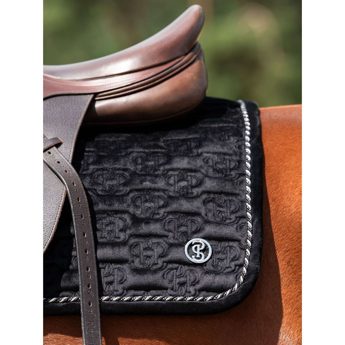 PS of Sweden Saddlepad Velvet Monogram Jumping Black