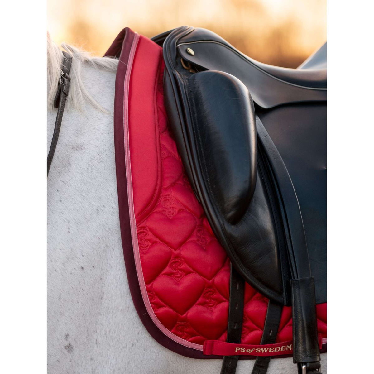 PS of Sweden Saddlepad Heart Dressage Red Heart