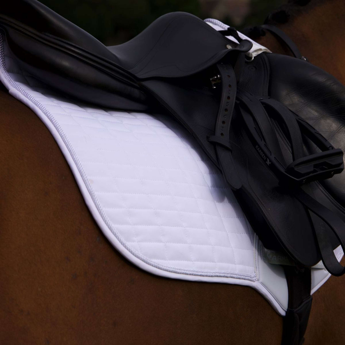 Arma by Shires Saddlepad Classic Jumping White