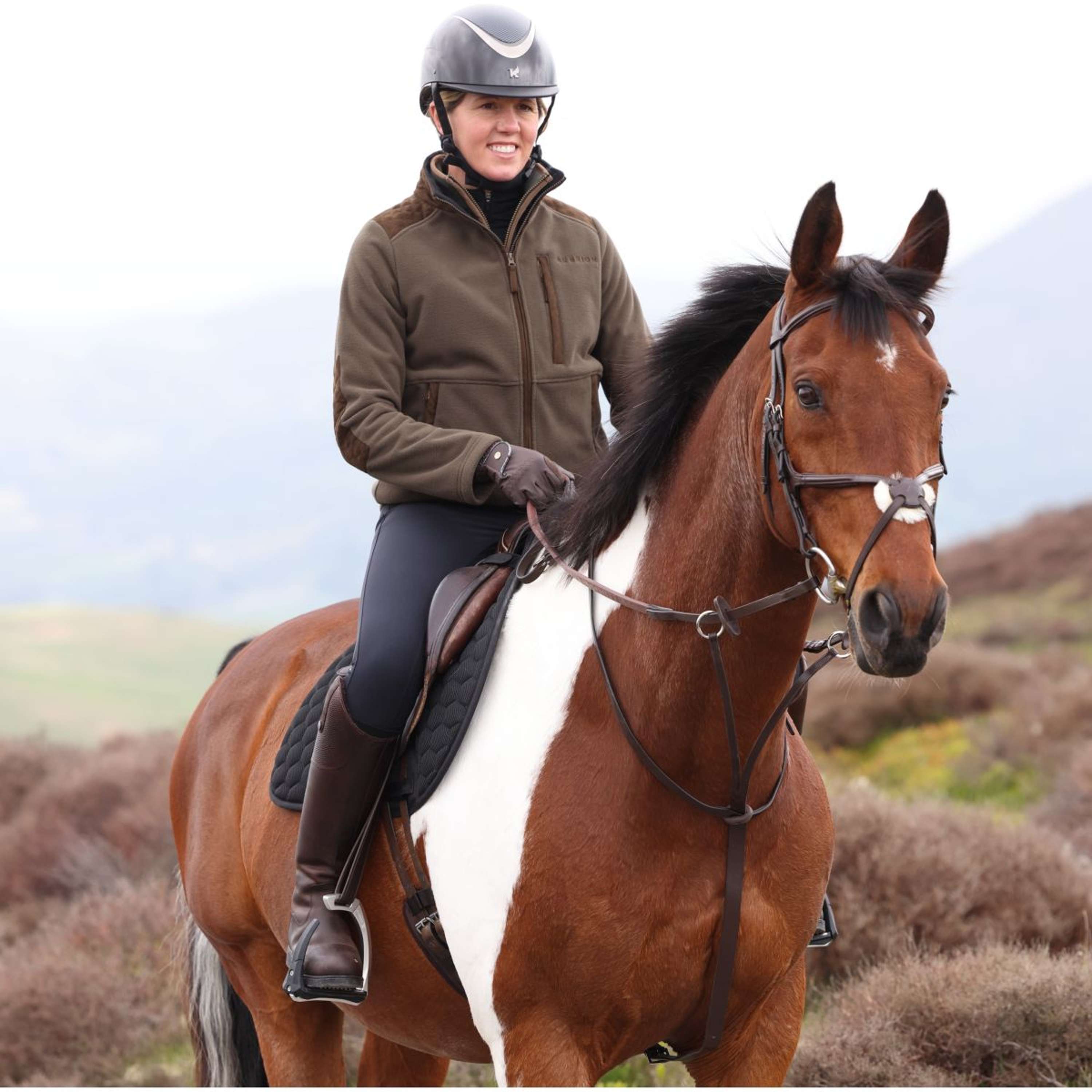 Aubrion by Shires Zip-Hoodie Heritage Fleece Dark Olive