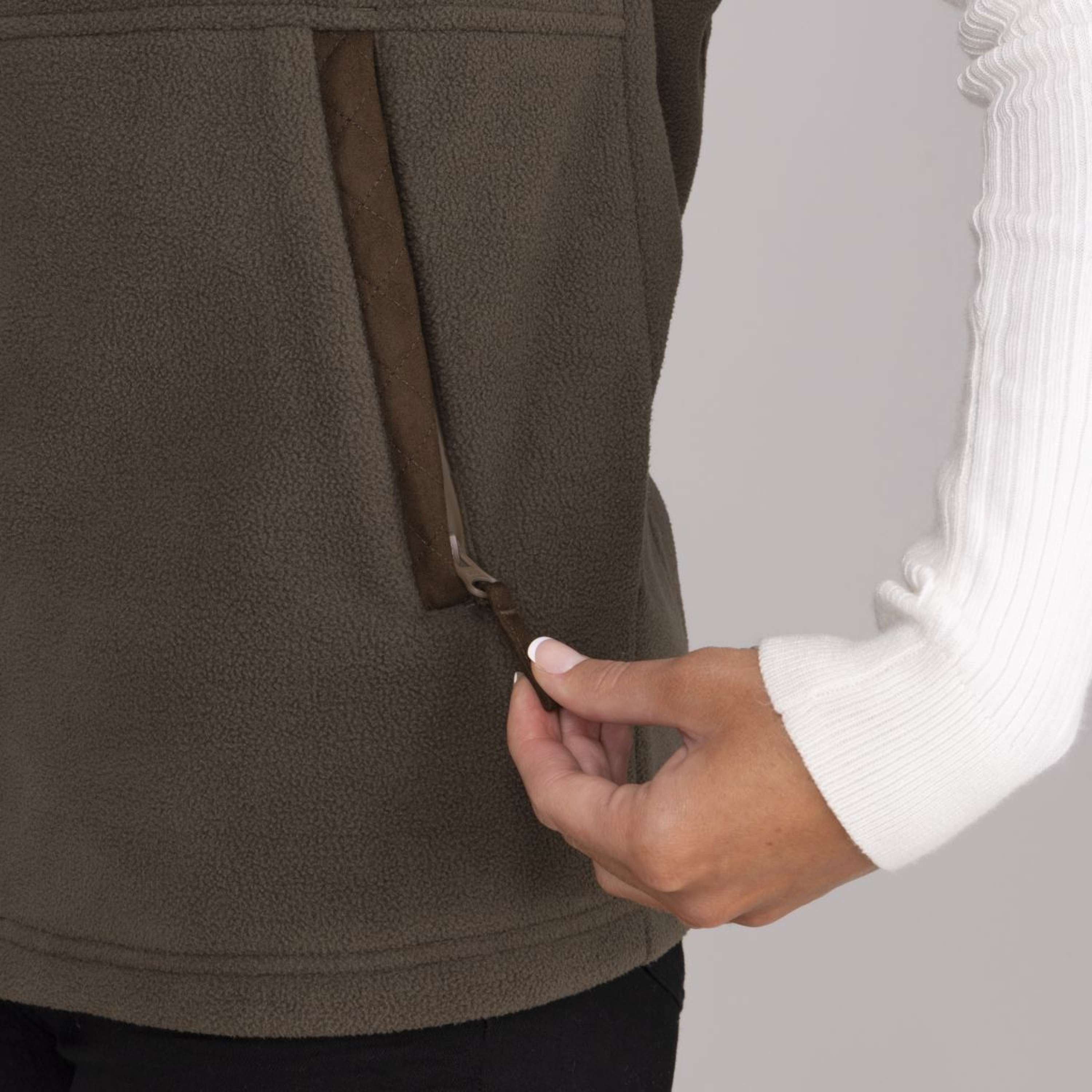 Aubrion by Shires Bodywarmer Heritage Fleece Dark Olive