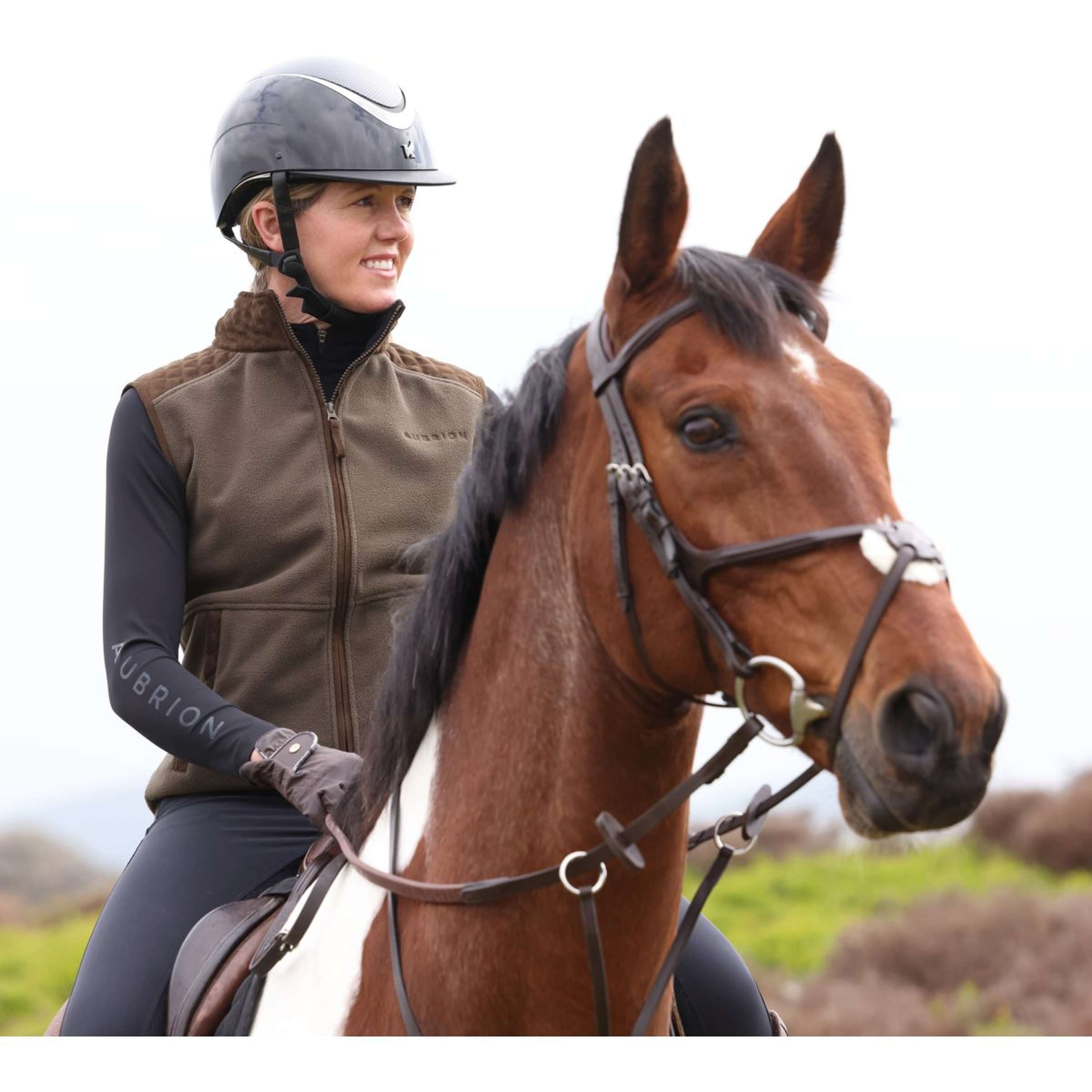 Aubrion by Shires Bodywarmer Heritage Fleece Dark Olive