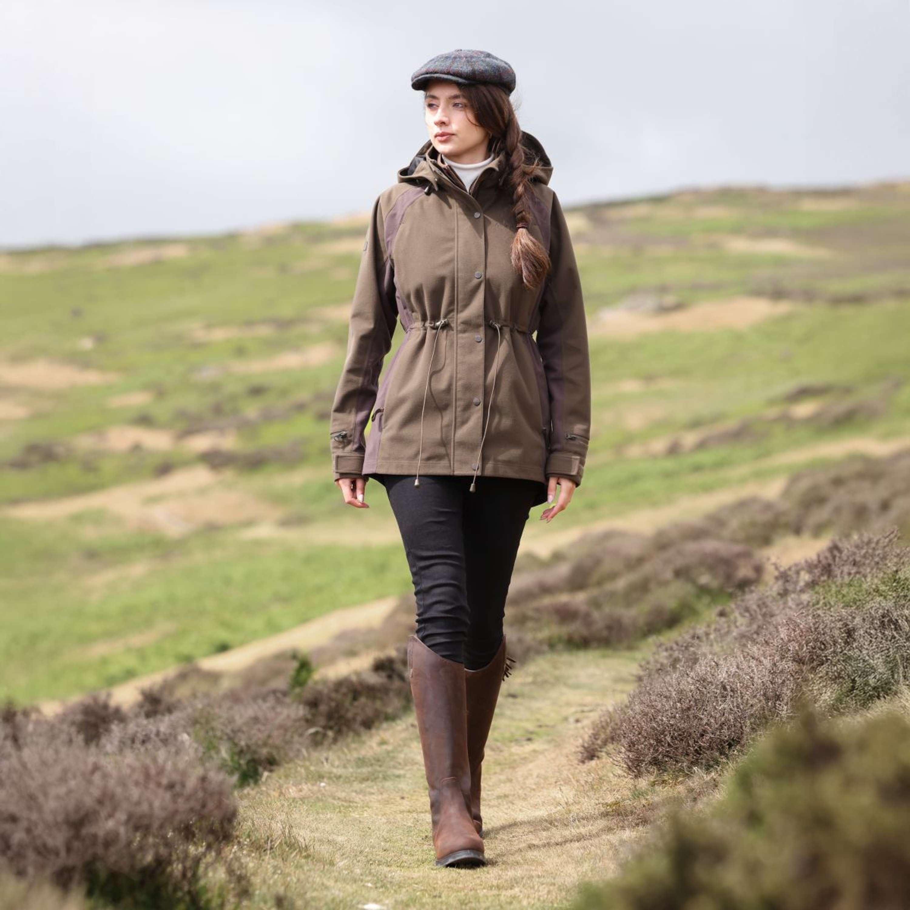 Aubrion by Shires Jacket Heritage Dark Olive