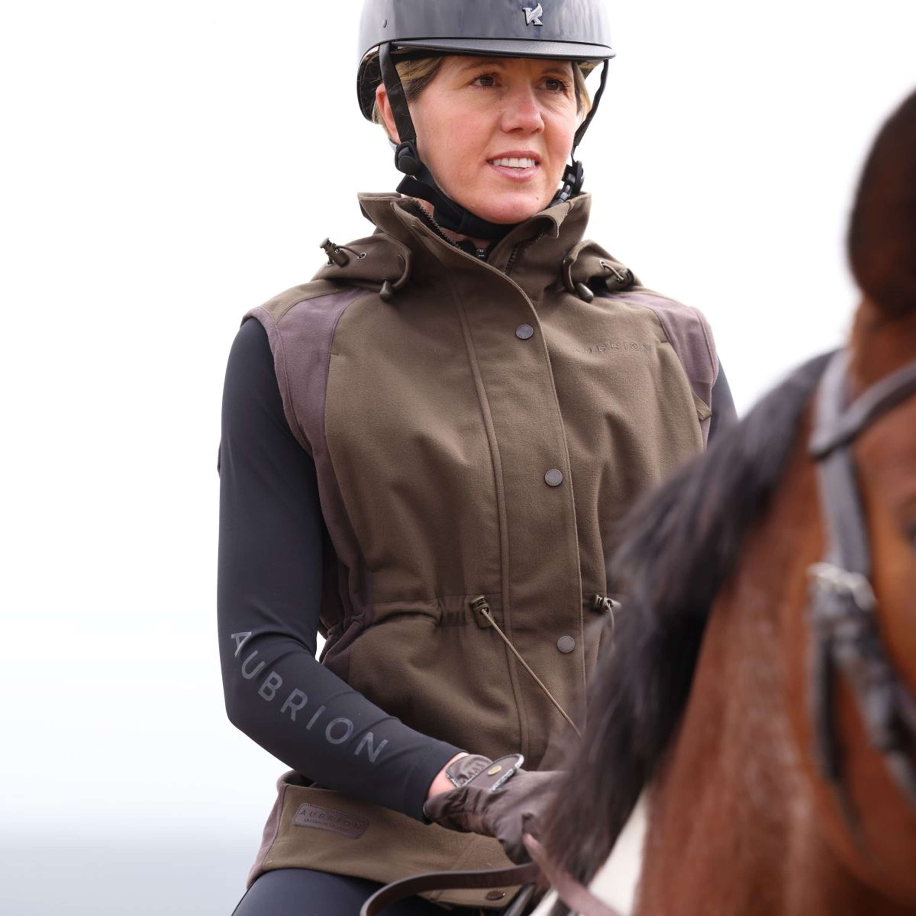 Aubrion by Shires Bodywarmer Heritage Dark Olive