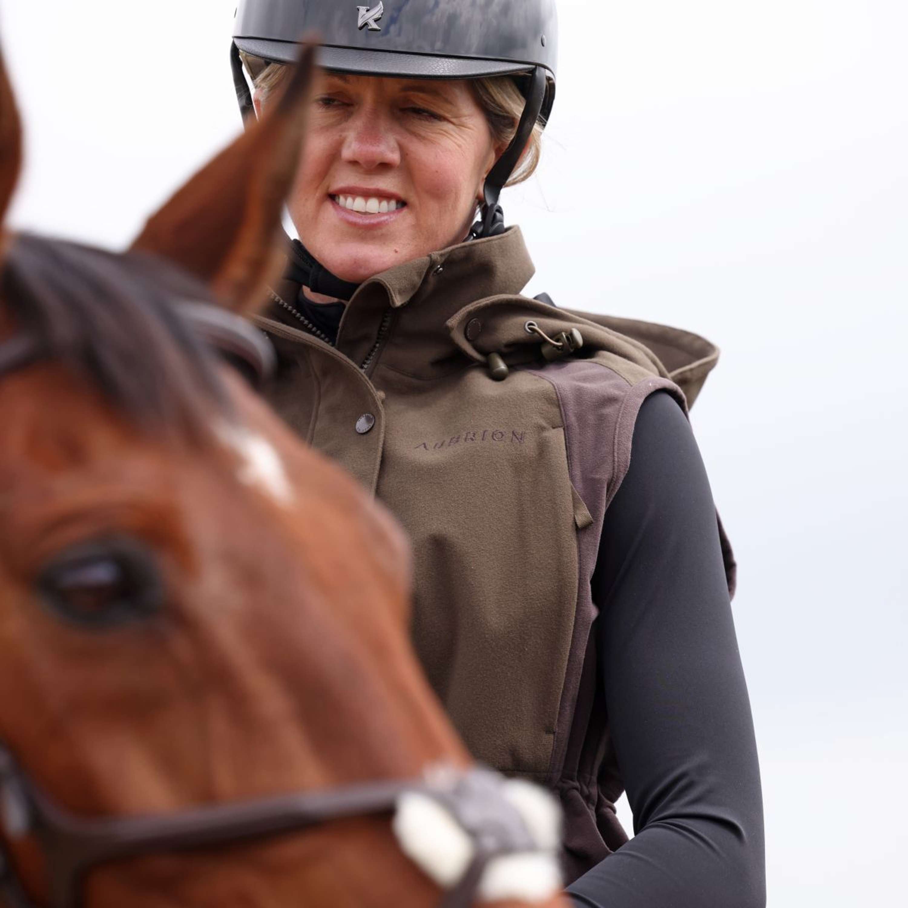 Aubrion by Shires Bodywarmer Heritage Dark Olive