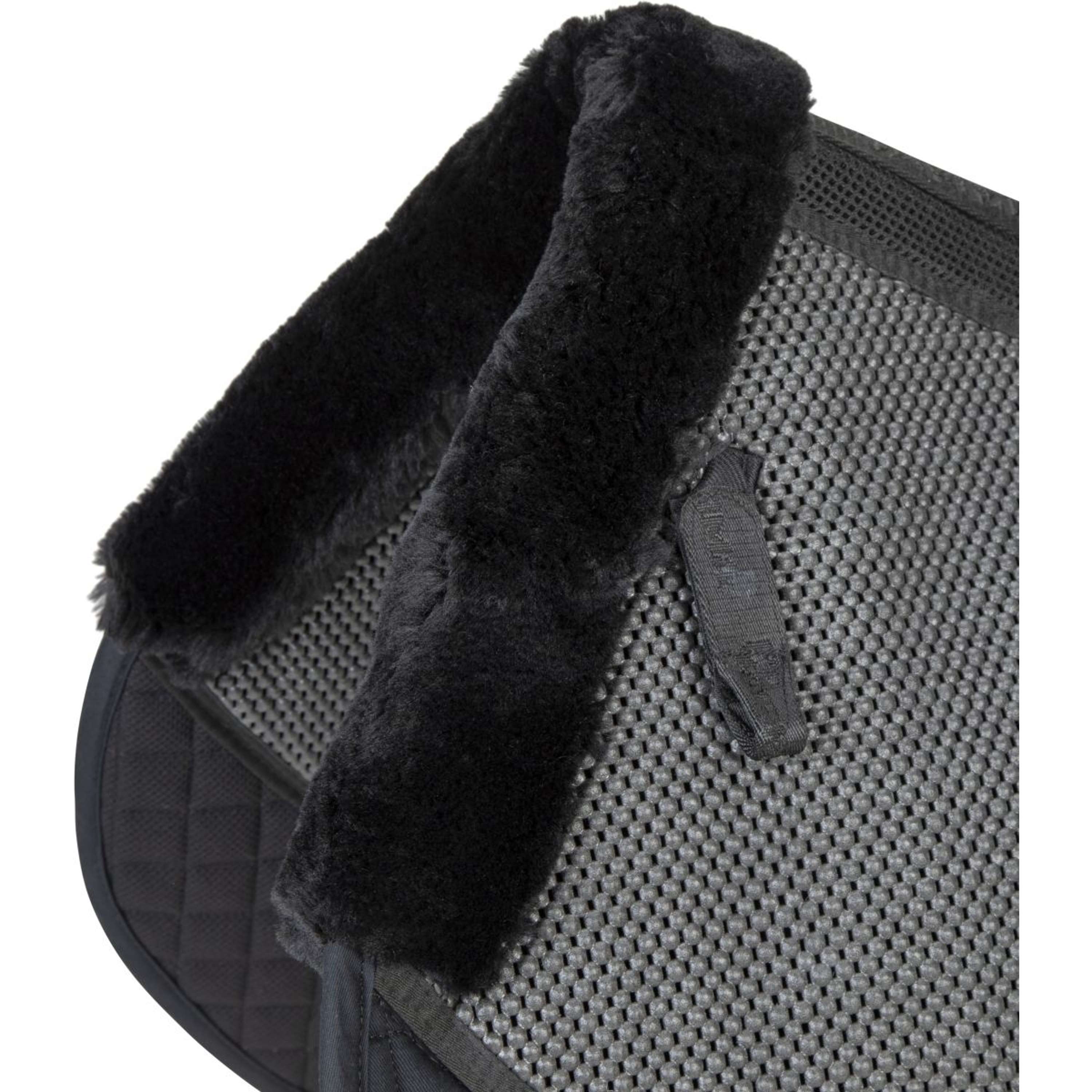 Arma by Shires Saddlepad Soft Grip Jumping Black