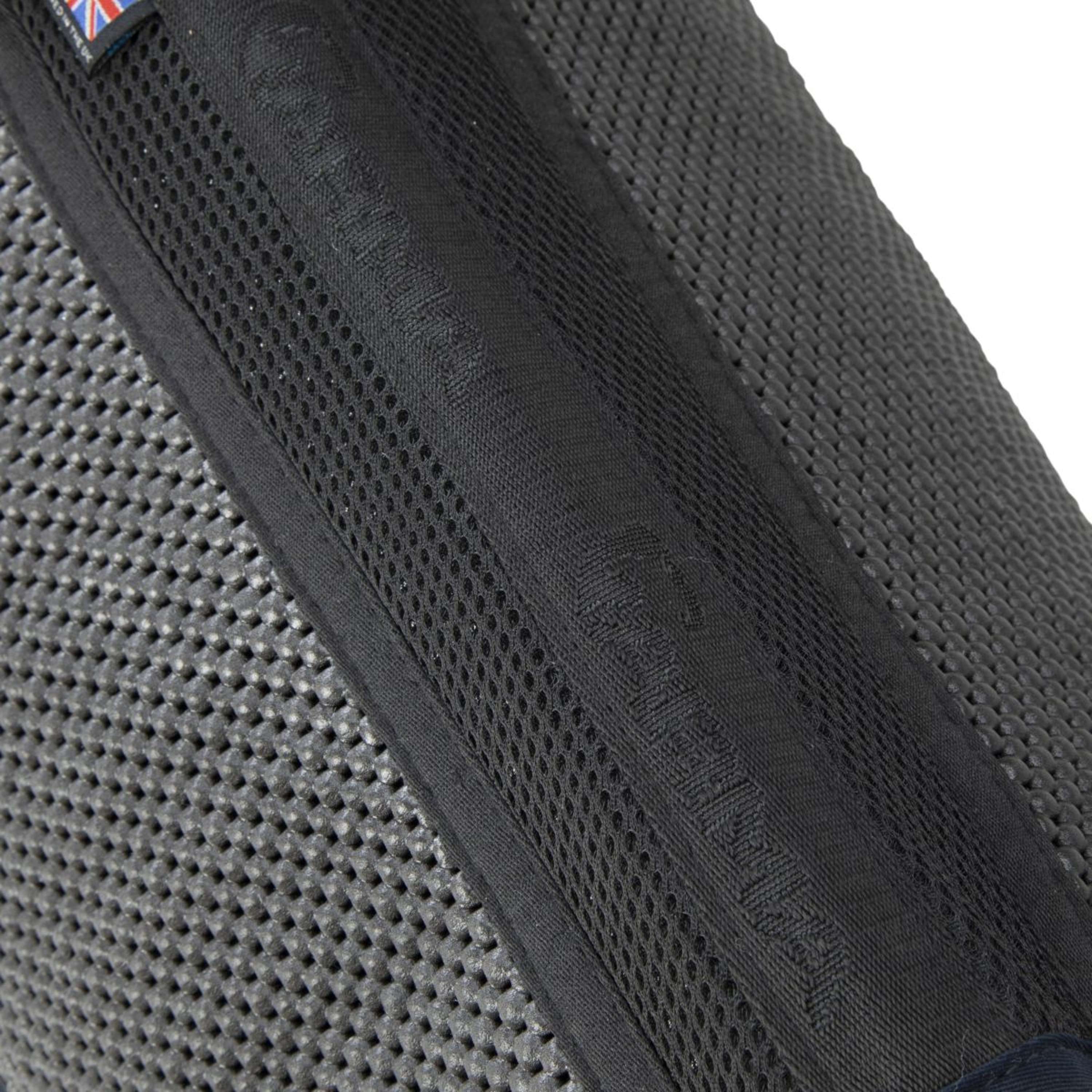Arma by Shires Saddlepad Soft Grip Jumping Navy