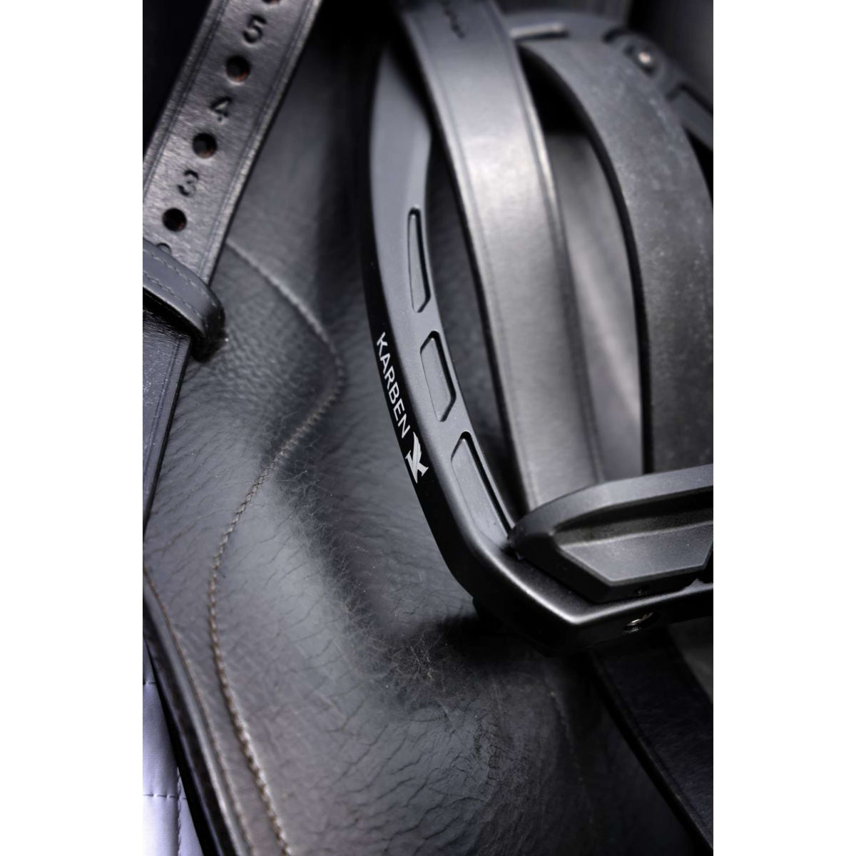 Karben by Shires Stirrups Ultra Grip Black