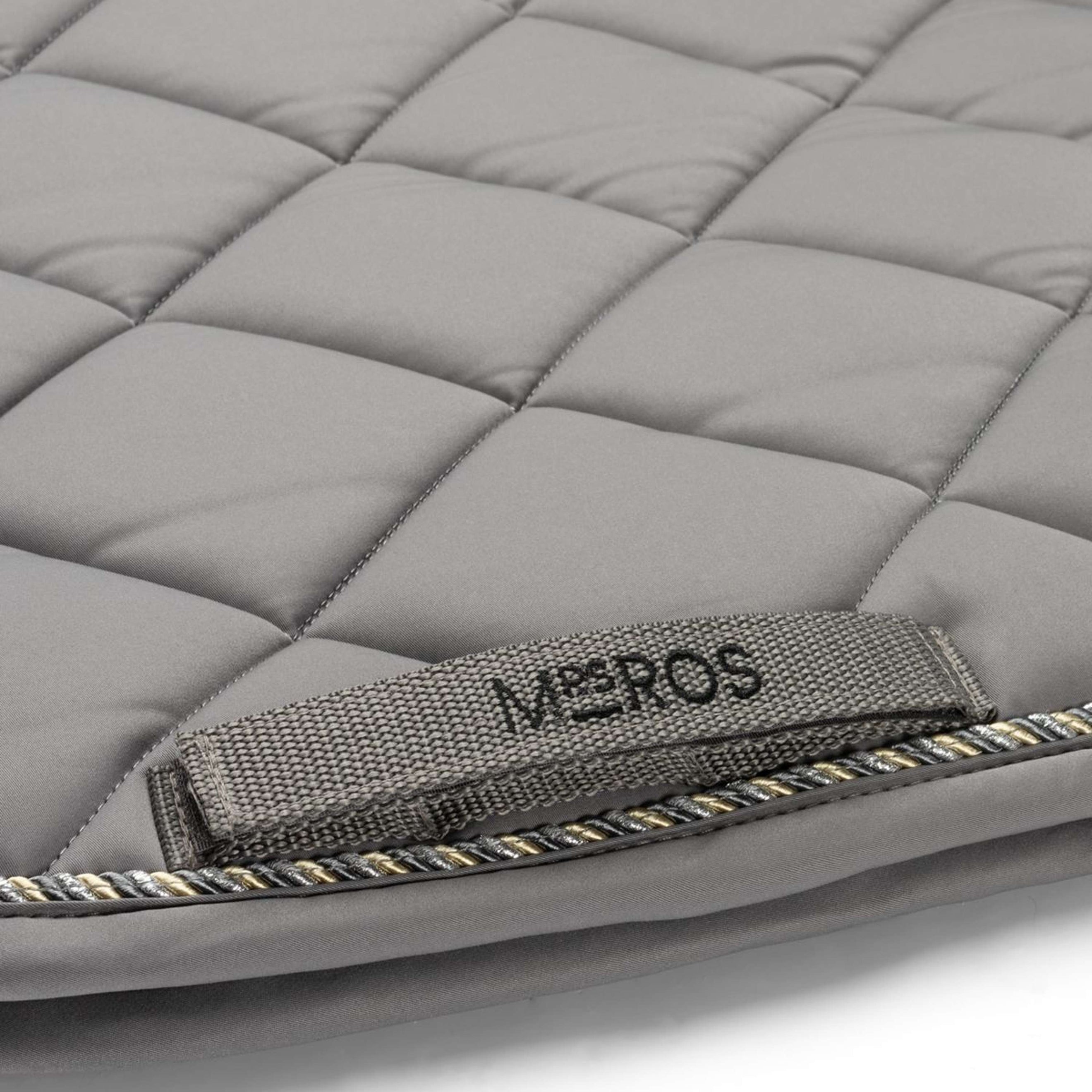 Mrs. Ros Saddlepad Iconic Dressage Topping Grey