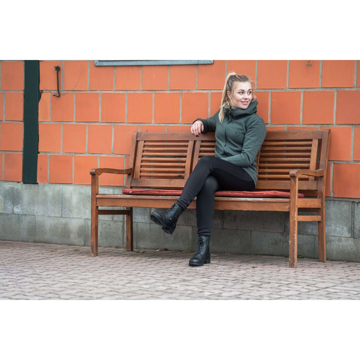 Suedwind Jodhpurs Nova Back Zip Black