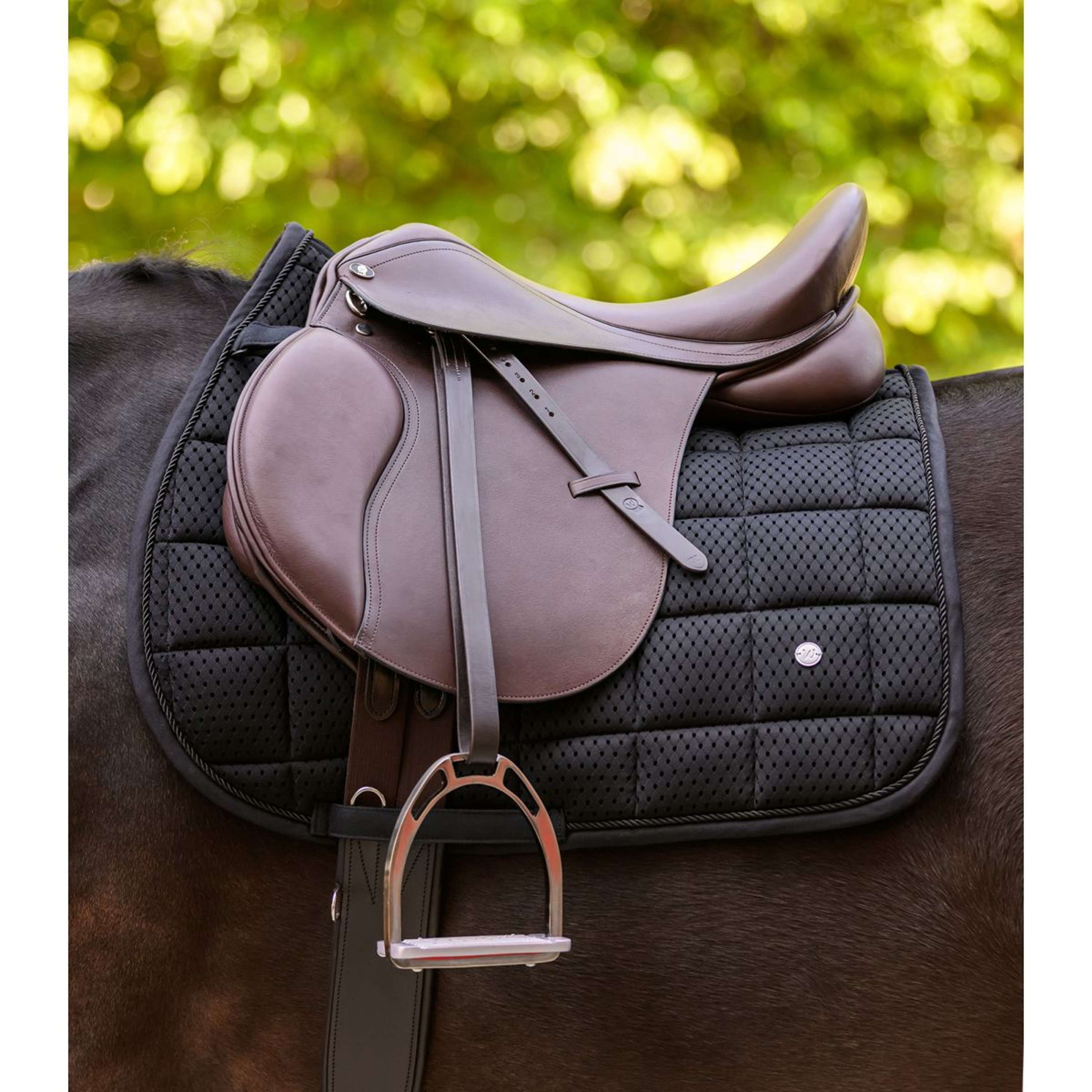 Waldhausen Saddlepad Breath Performance General Purpose Black