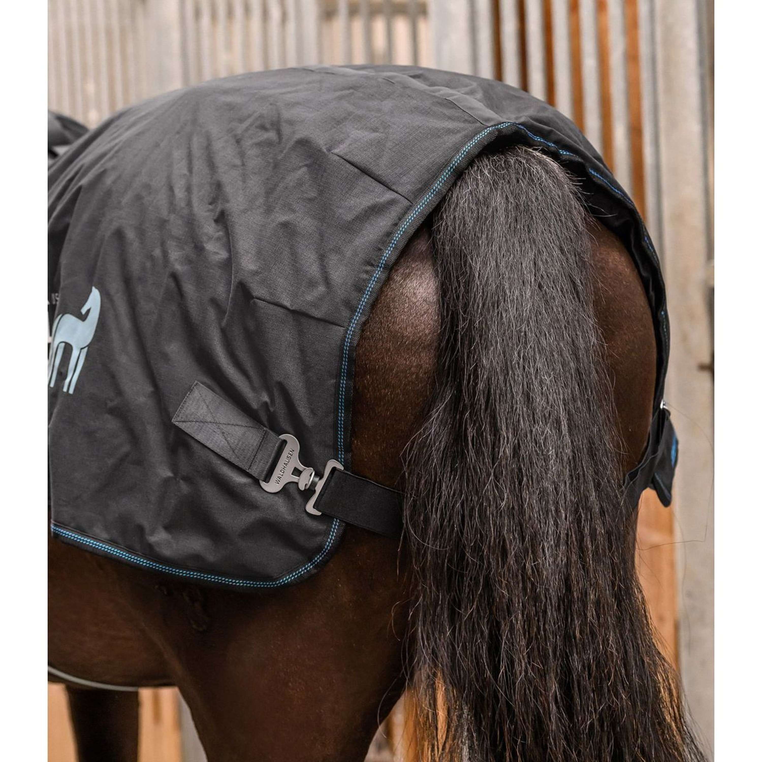 Waldhausen Heating and Massage Blanket TecSupreme Black