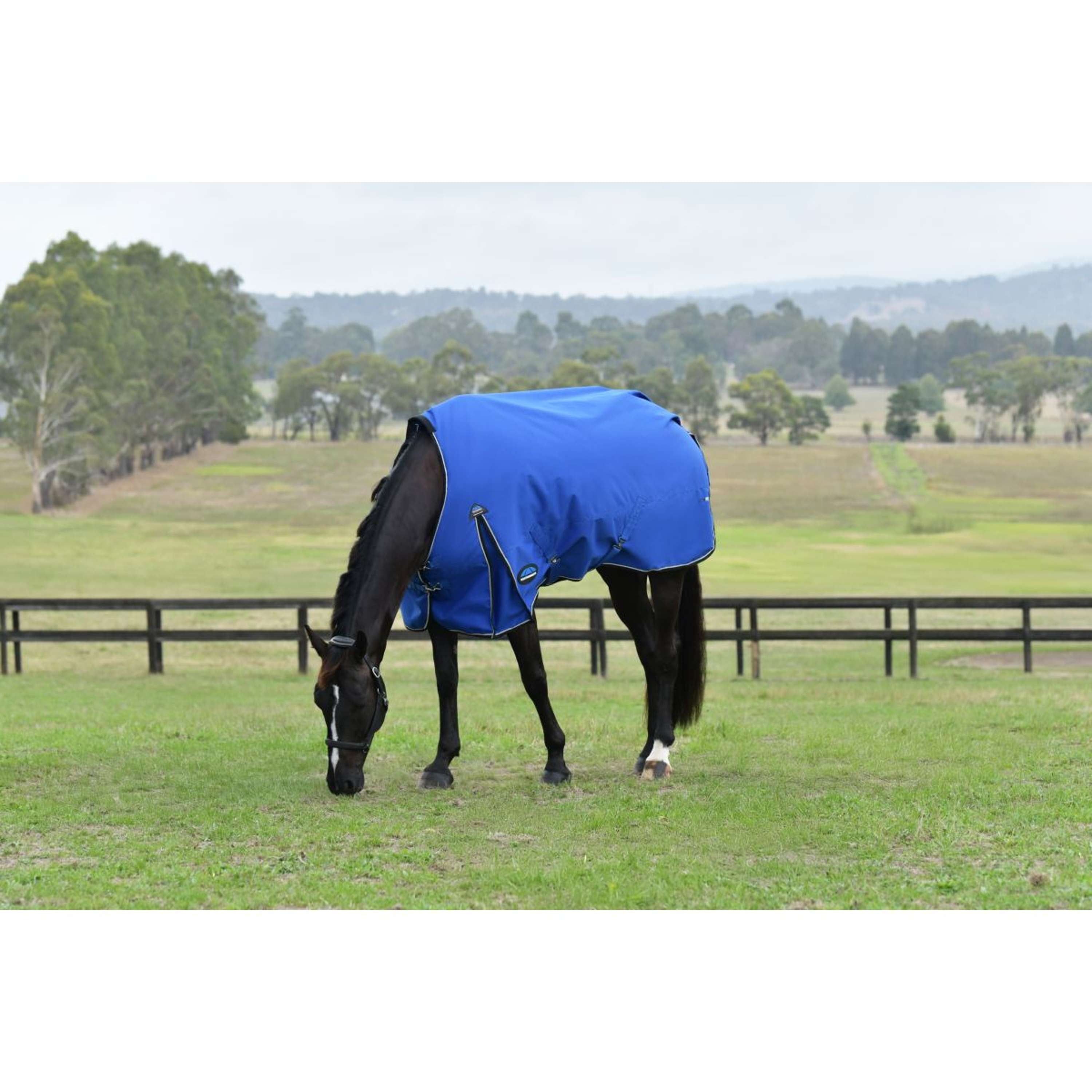 WeatherBeeta ComFiTec Essential Turnout 220g Cobalt/Black