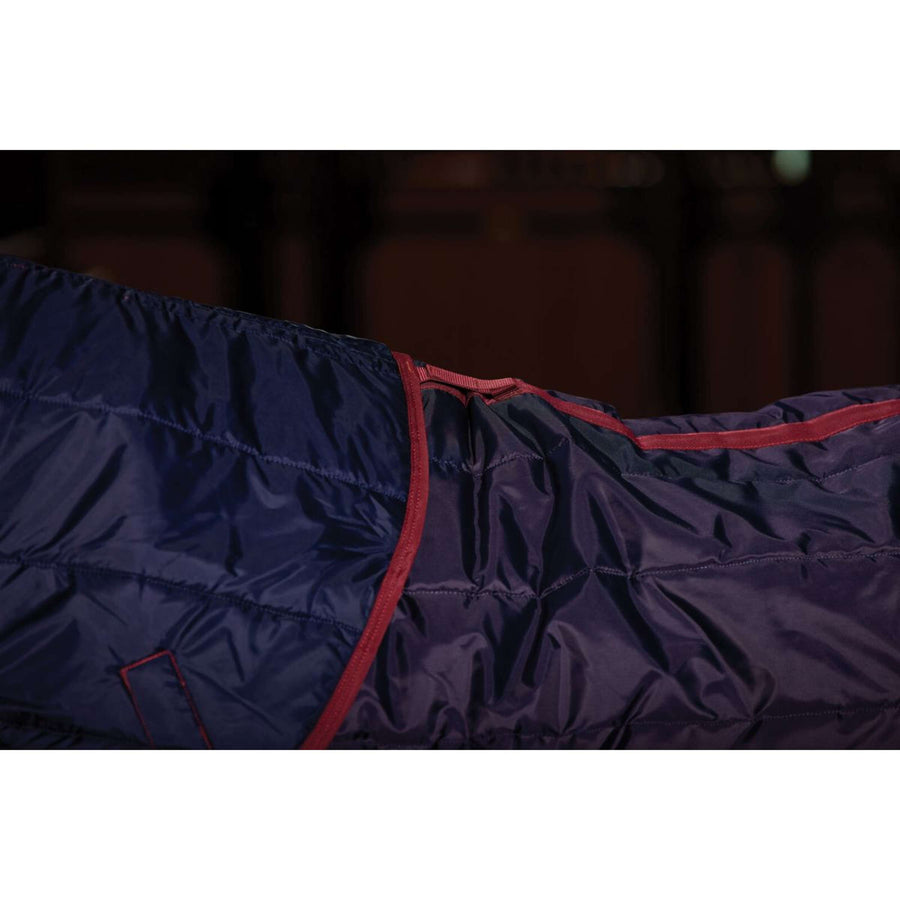 WeatherBeeta Stable Rug ComFiTec 210D Channel Quilt Combo Neck 100g Navy/Burgundy